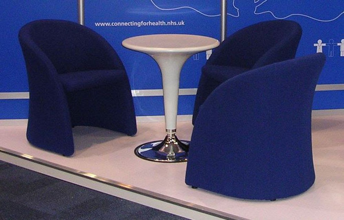 Secondhand Exhibition And Display Equipment Stand Furniture 4x
