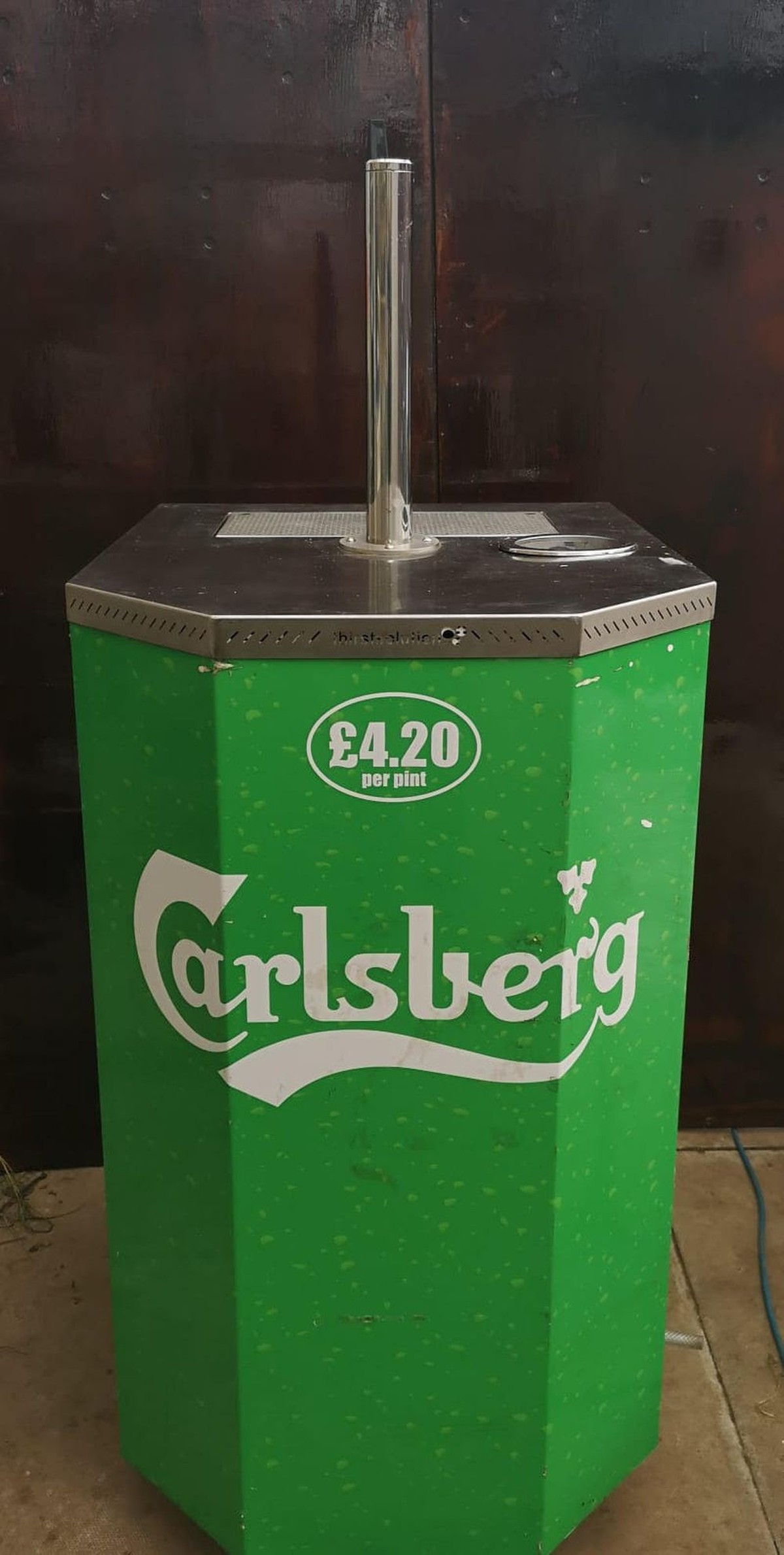 Secondhand Catering Equipment Bar Equipment and Coolers 2x Mobile