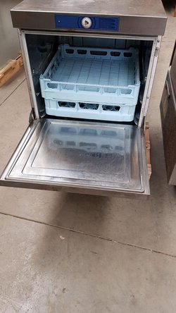 Hobart Undercounter Dishwasher