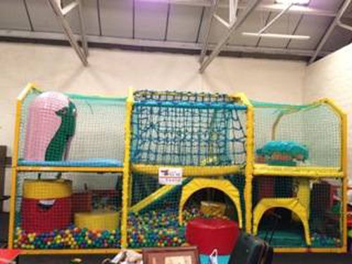 Large Children's Play Centre and Ball Pool Large Children's Play Centre and Ball Pool