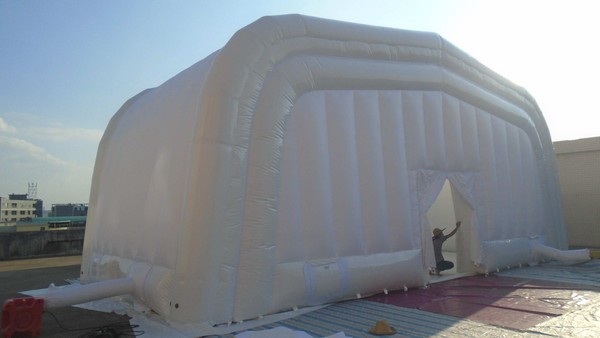 Inflatable marquee