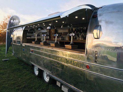 Airstream Caravan Mobile Bar Airstream Caravan Mobile Bar