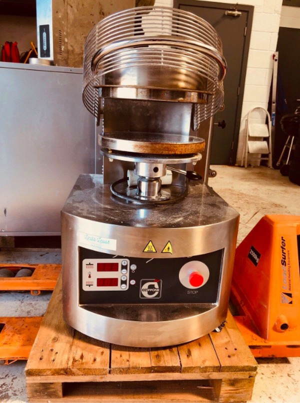 Secondhand Catering Equipment Dough Rollers And Presses Cuppone Secondhand Catering Equipment Dough Rollers And Presses Cuppone
