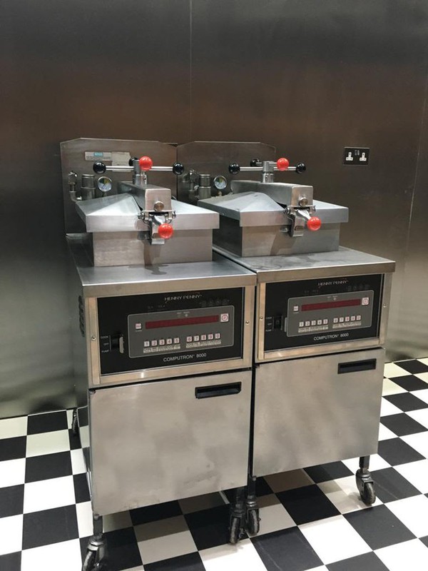 Secondhand Catering Equipment | Pressure Fryers | Original Henny Penny ...