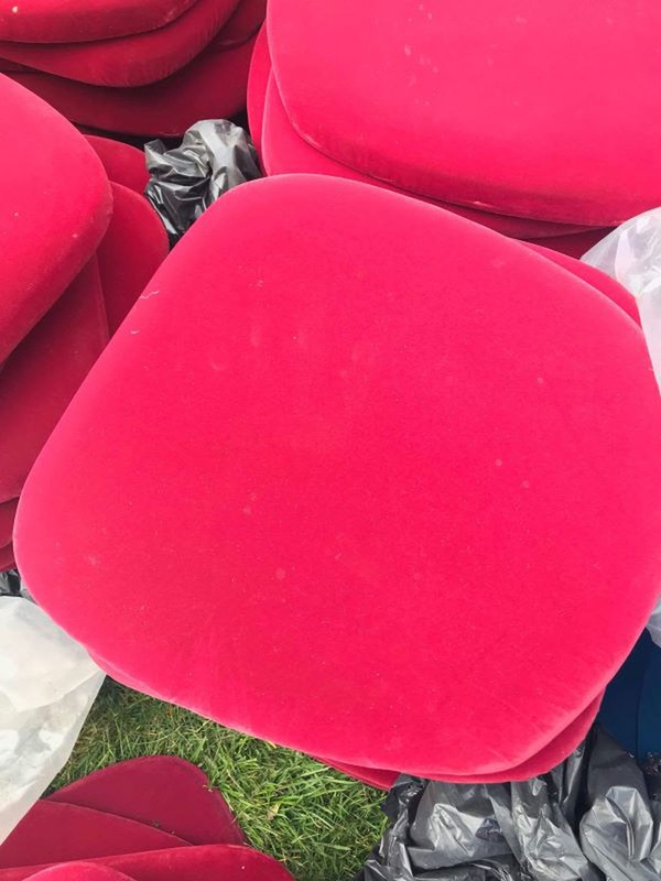 Red seat pads