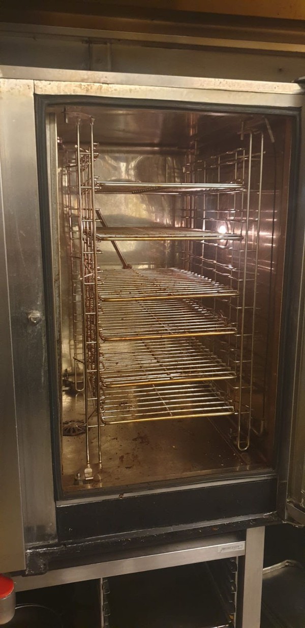 Used 10 grid electric oven