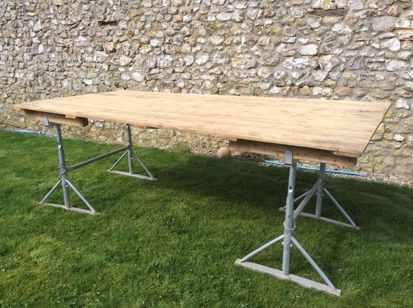 Pallet Wood Tables