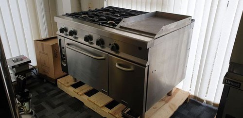 Fagor 4 Burner Oven With Griddle Plate - Wellingborough, Northamptonshire