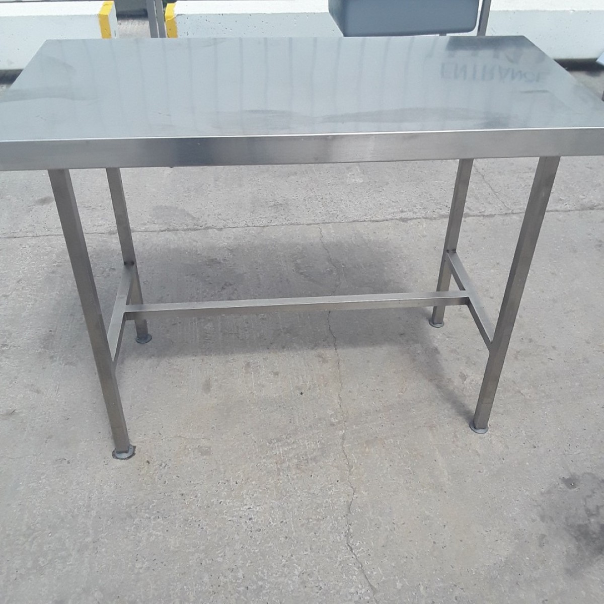 Secondhand Catering Equipment Stainless steel tables (1.01m to 2m