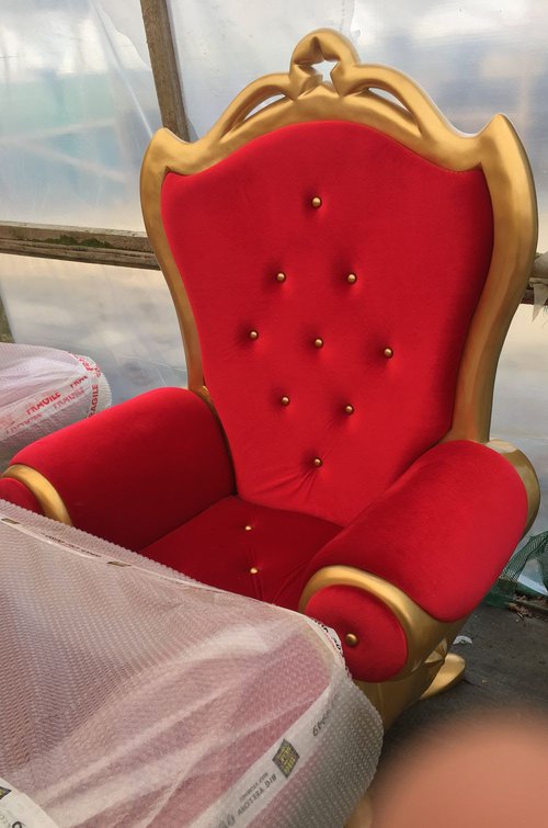 Giant Santa Throne Giant Santa Throne
