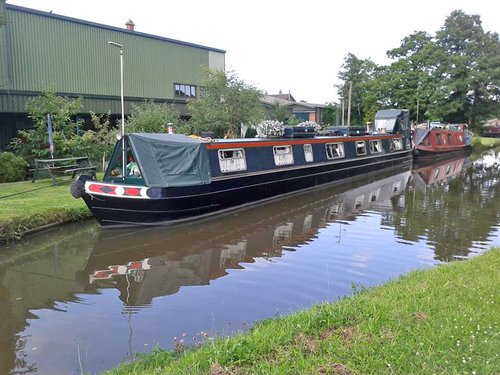 narrowboat