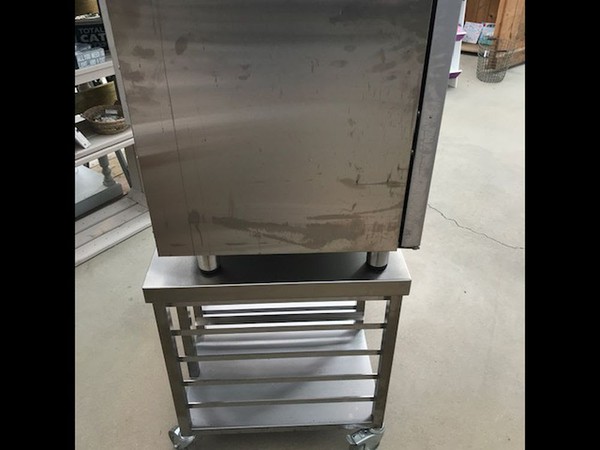 Buy Used Blue Seal Turbofan Convection Oven E31D4 with Stainless Steel Stand