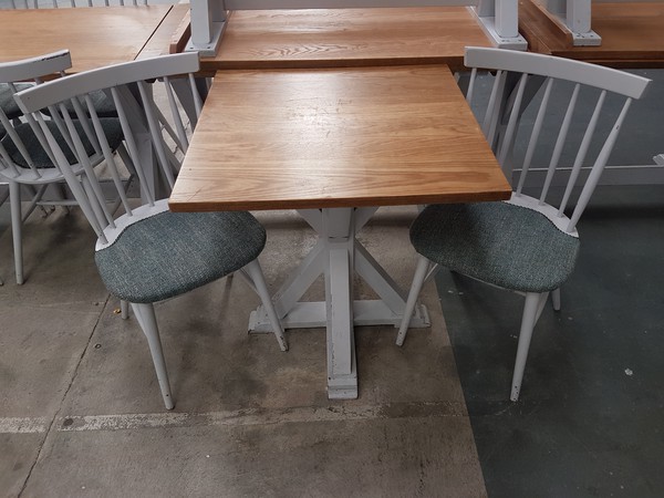 Secondhand tables