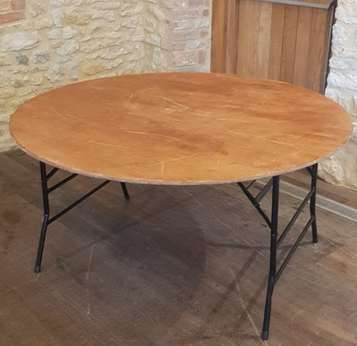 Secondhand Chairs and Tables Round Tables with Folding Legs 13x 5ft
