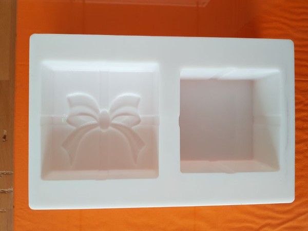 Square chocolate mould (for chocolate box)