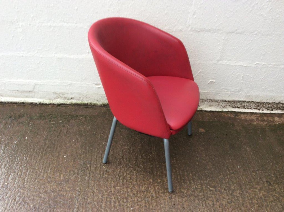 Secondhand Chairs and Tables Tub Chairs 22x Tub/Dining Chairs (CODE