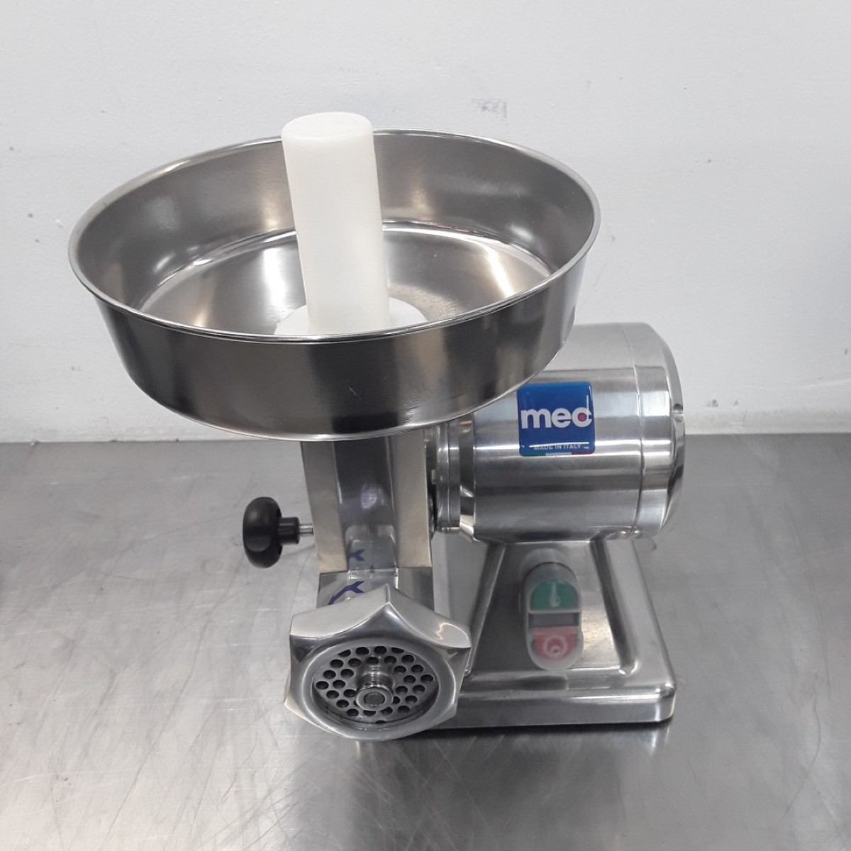 Secondhand Catering Equipment | Mincers | New B Grade MEC TCE8 Meat ...