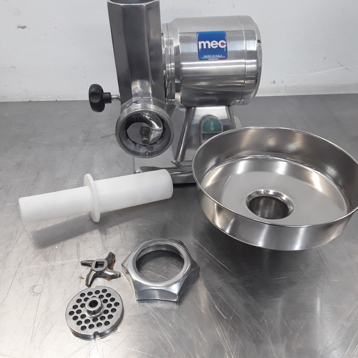 Secondhand Catering Equipment Mincers New B Grade MEC TCE8 Meat