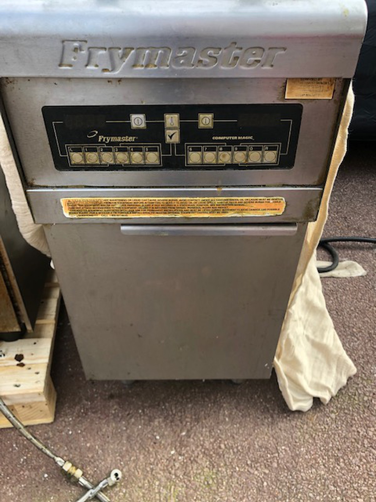 Secondhand Catering Equipment Electric Fryers Frymaster Re145 3