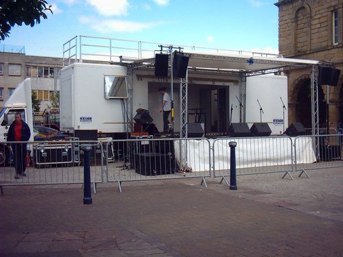 Exhibition Stage Trailer Rig Exhibition Stage Trailer Rig