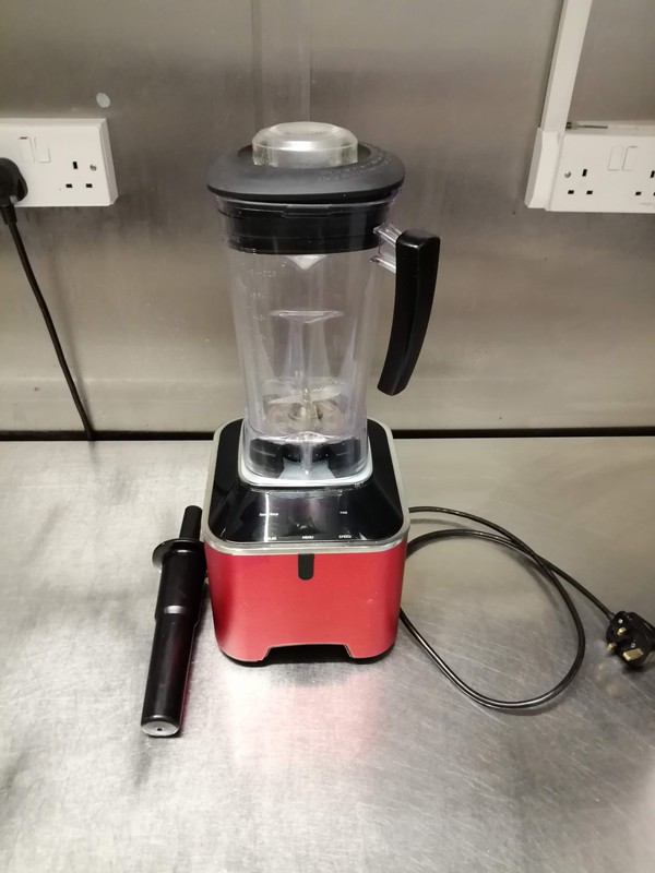 Secondhand Catering Equipment Juicers and Smoothie Makers