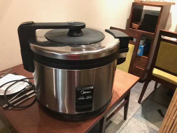 6 litre Rice cooker for sale