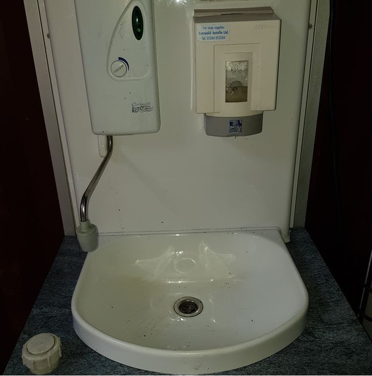 Secondhand Portable Buildings Other Stuff 2x Portable Hand Wash