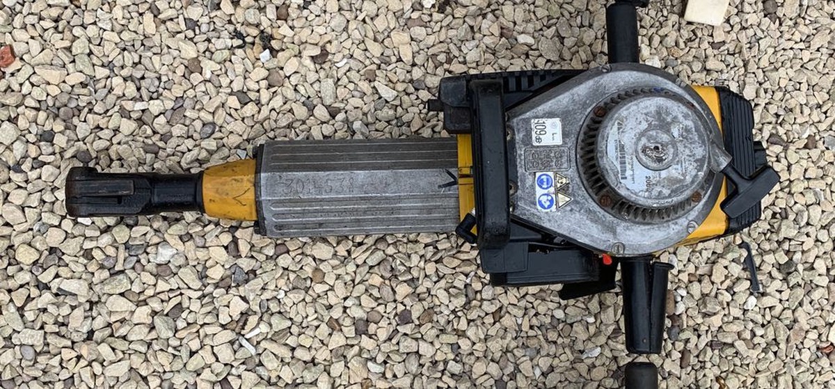 Curlew New and Used Marquees Peg Drivers Wackers 2x Wacker BH23 Stake Driver Leeds