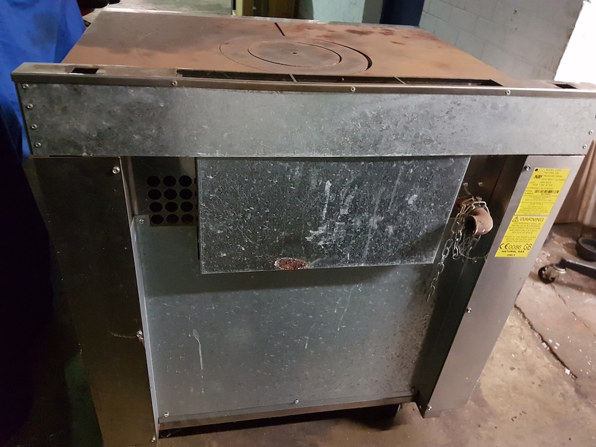 Secondhand Catering Equipment Gas Oven 4 Grid Parry USHO Solid Top