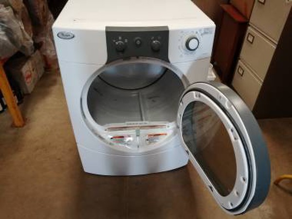 White Whirlpool Commercial Tumble Dryer -