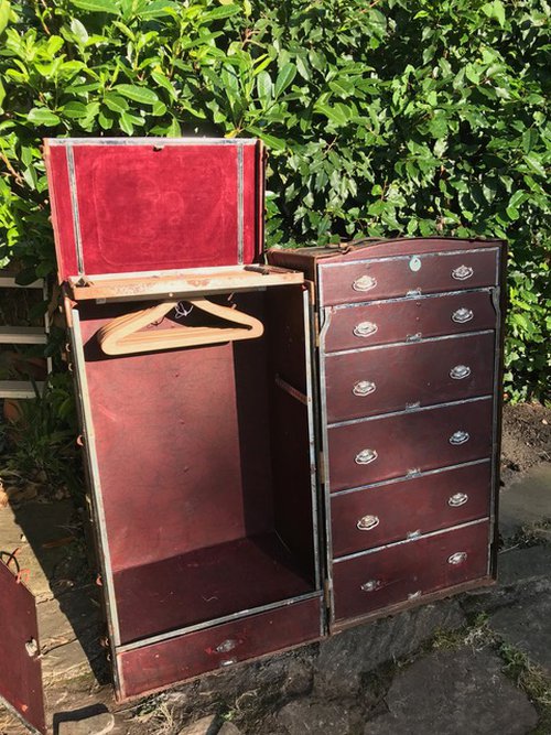 Vintage Trunk for sale Vintage Trunk for sale