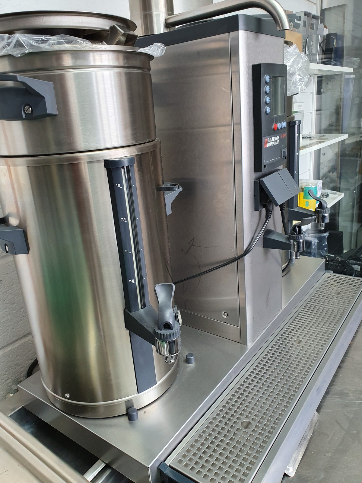 Secondhand Catering Equipment Filter Coffee Machines Bravilor Bonamat B 10HW Coffee Machine