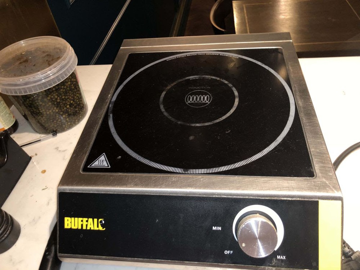 Secondhand Catering Equipment Hot Plates and Hobs 3x Buffalo