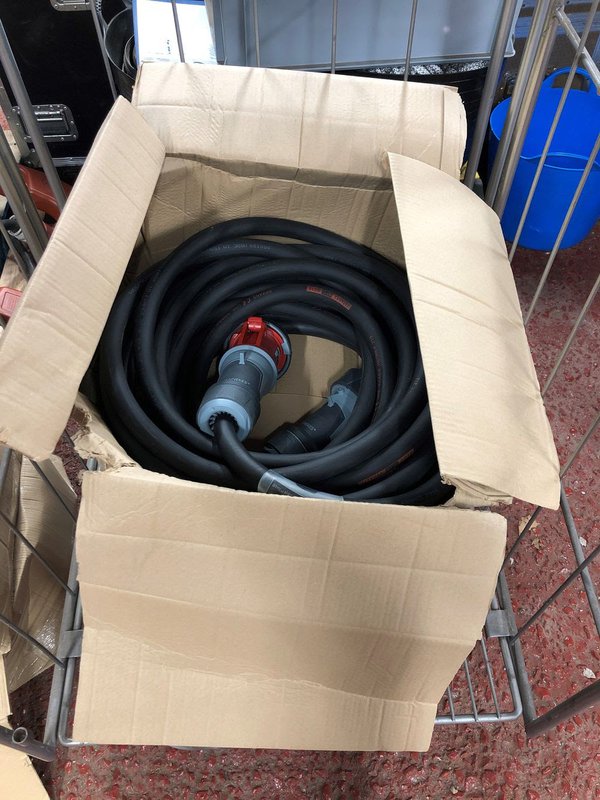 Secondhand Generators Power Distribution 25m Extension Cable 63a