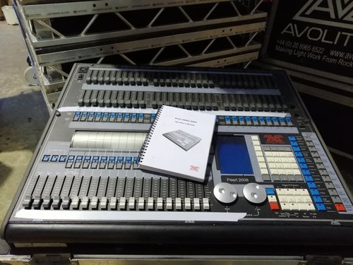 Avolites Pearl 2008 Lighting Console