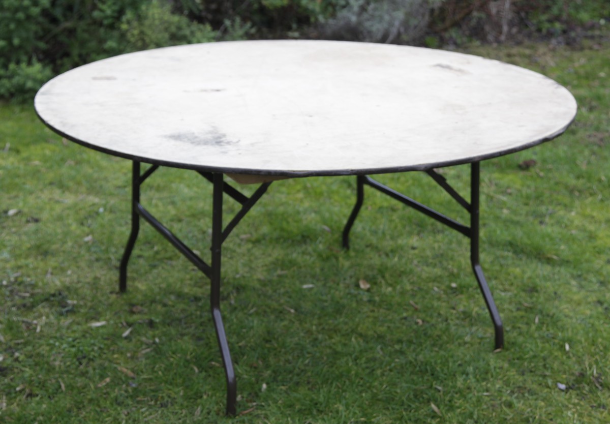Secondhand Chairs and Tables Round Tables with Folding Legs 12x 5Ft Round Tables with