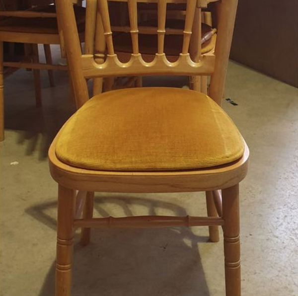 Secondhand Chairs and Tables Cheltenham Banqueting Chairs 96x