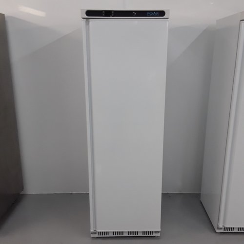 New B Grade Polar CD612 Single Upright Fridge White	(W10752)