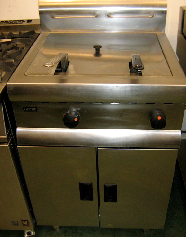 Secondhand Catering Equipment Gas Fryers Lincat J10 Twin Tank Gas