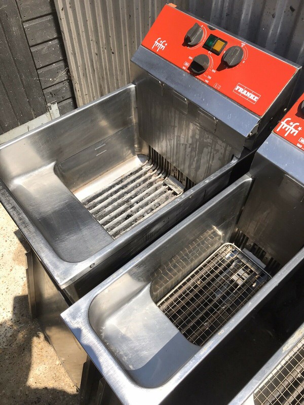 Secondhand Catering Equipment Electric Fryers 4x Fryers Two 3phz