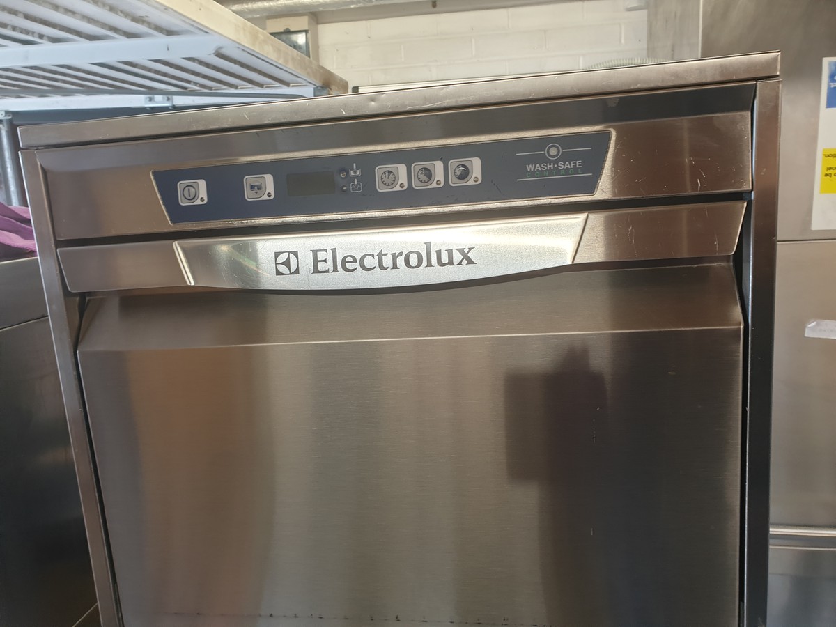 Secondhand Catering Equipment Front Loading Dish Washers Electrolux