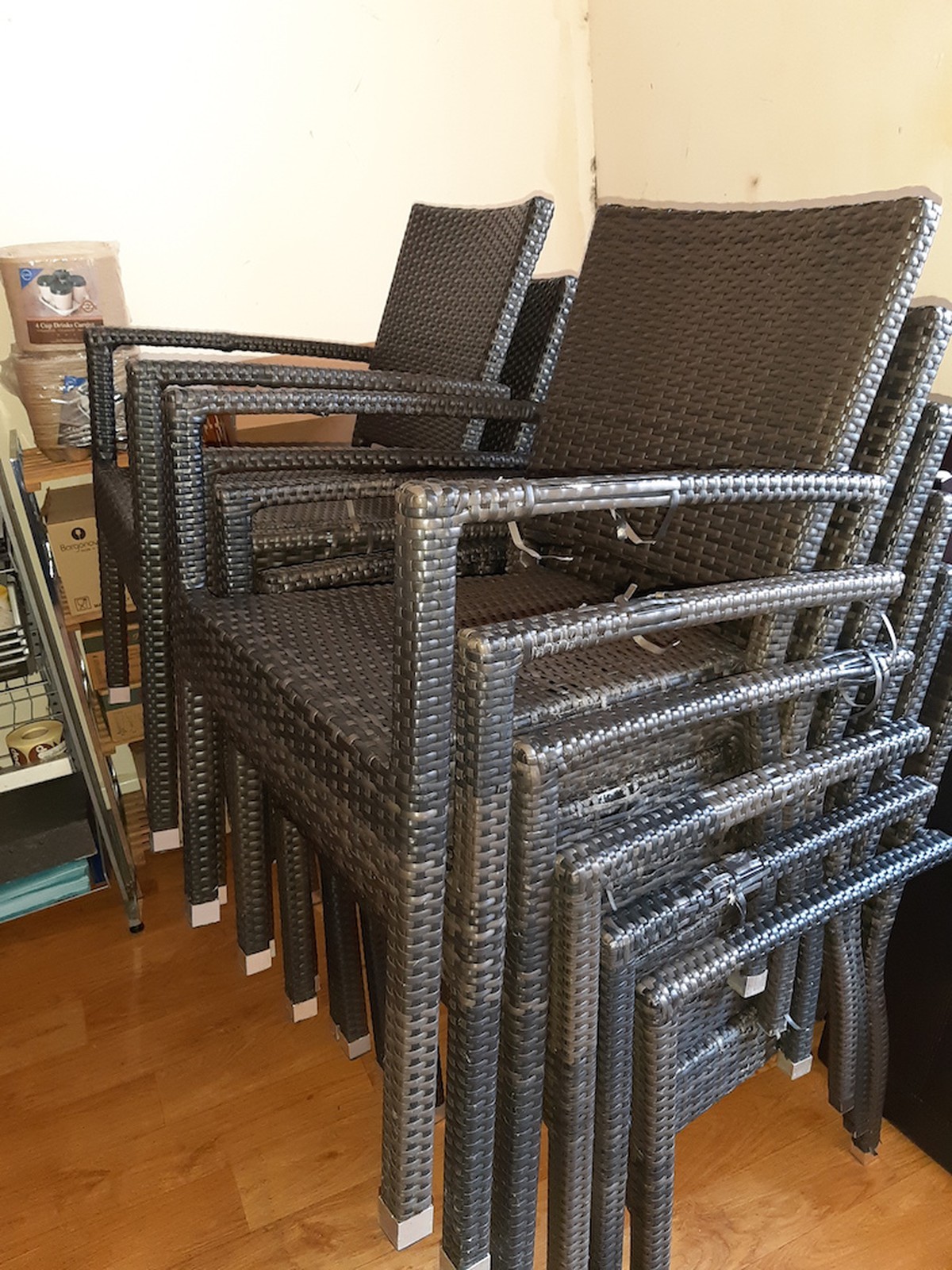 Secondhand Pub Equipment Beer Garden Furniture 14x Rattan Chairs