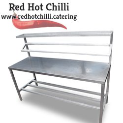 Stainless steel table with gastronorm gantry