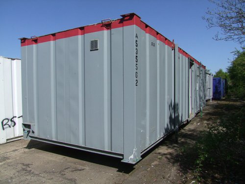 Very Good Condition Toilet / Shower Unit Very Good Condition Toilet / Shower Unit