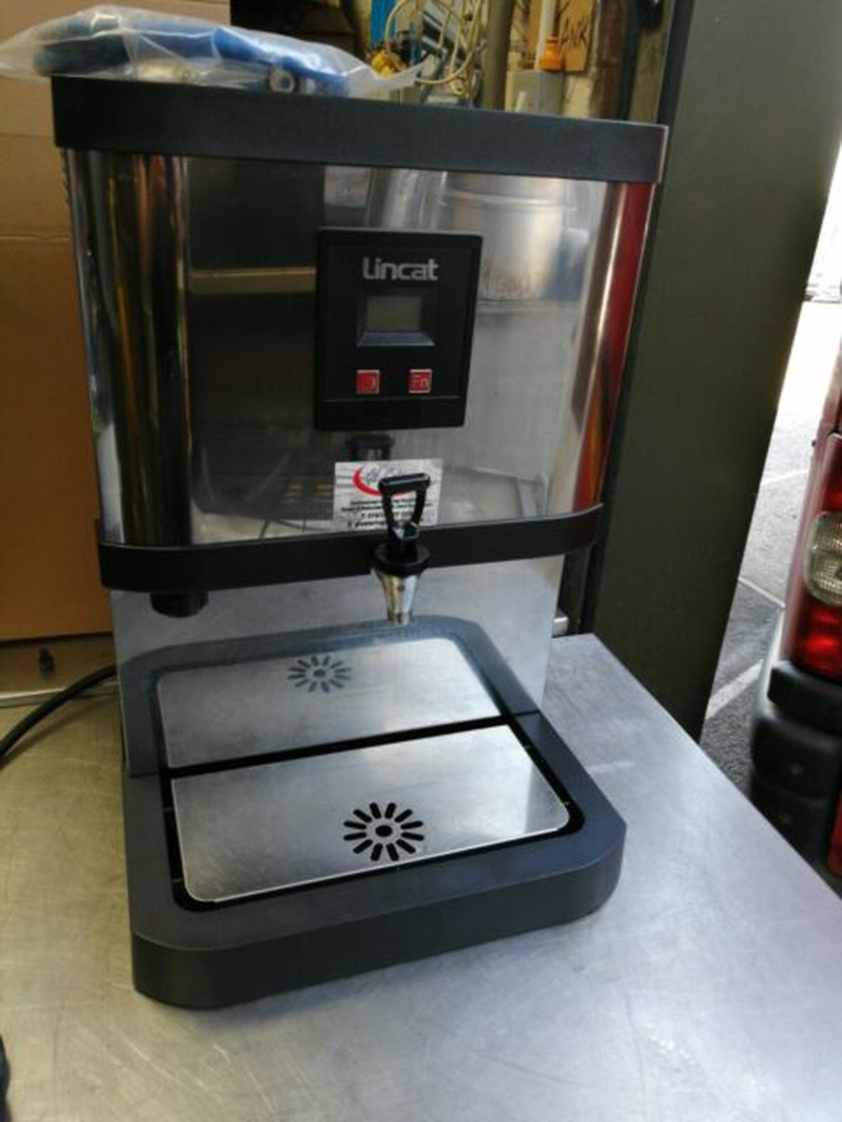 Secondhand Catering Equipment Water Boilers Lincat EBF6 Water