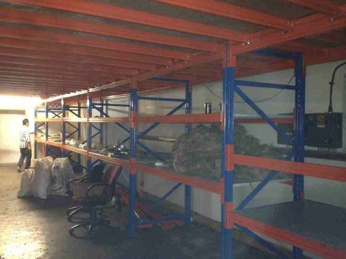 Mezzanine 21m x 13.5m