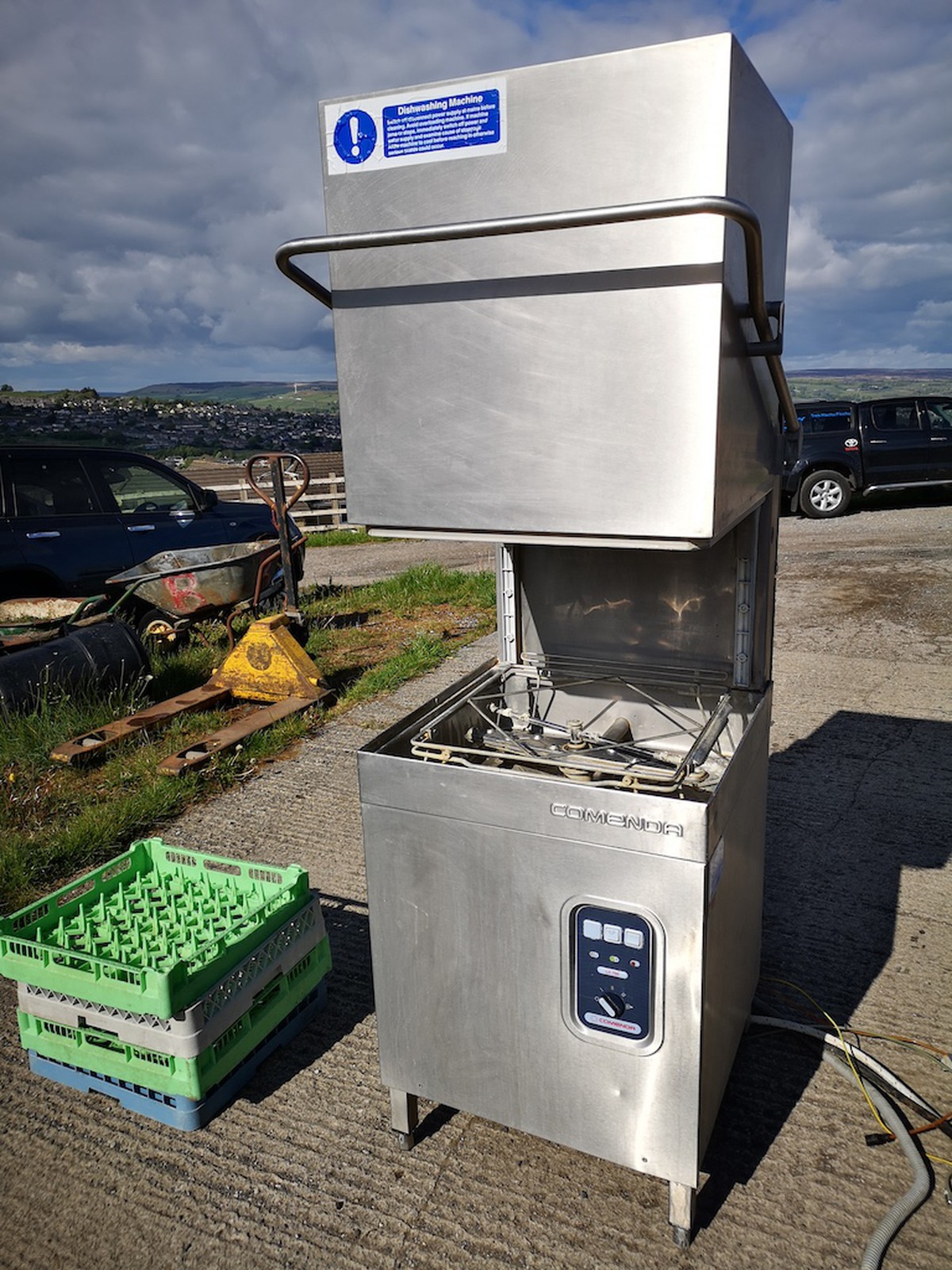 Secondhand Catering Equipment Pass Through Dishwasher Comenda LC