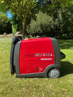 Honda Eu30i 3kva Inverter Portable Silent Generator - Petrol - Great Condition