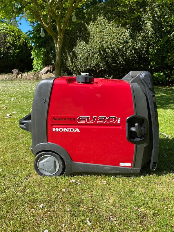 Honda Eu30i 3kva Inverter Portable Silent Generator Unleaded Petrol