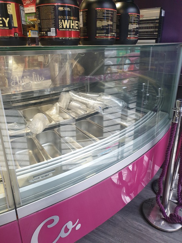 Gelato / Ice Cream Display Freezer Serve Over Counter